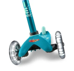 Mini Micro Deluxe LED Scooter - Aqua -Skateboard Series mini micro deluxe led scooter aqua front